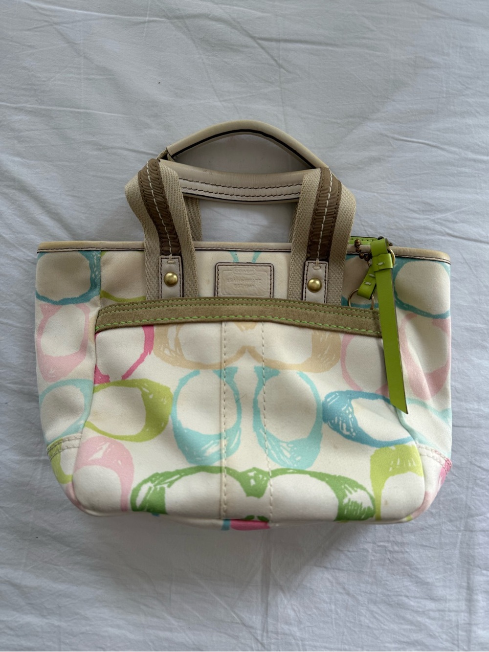 Coach Hamptons Signature Scribble Small Tote